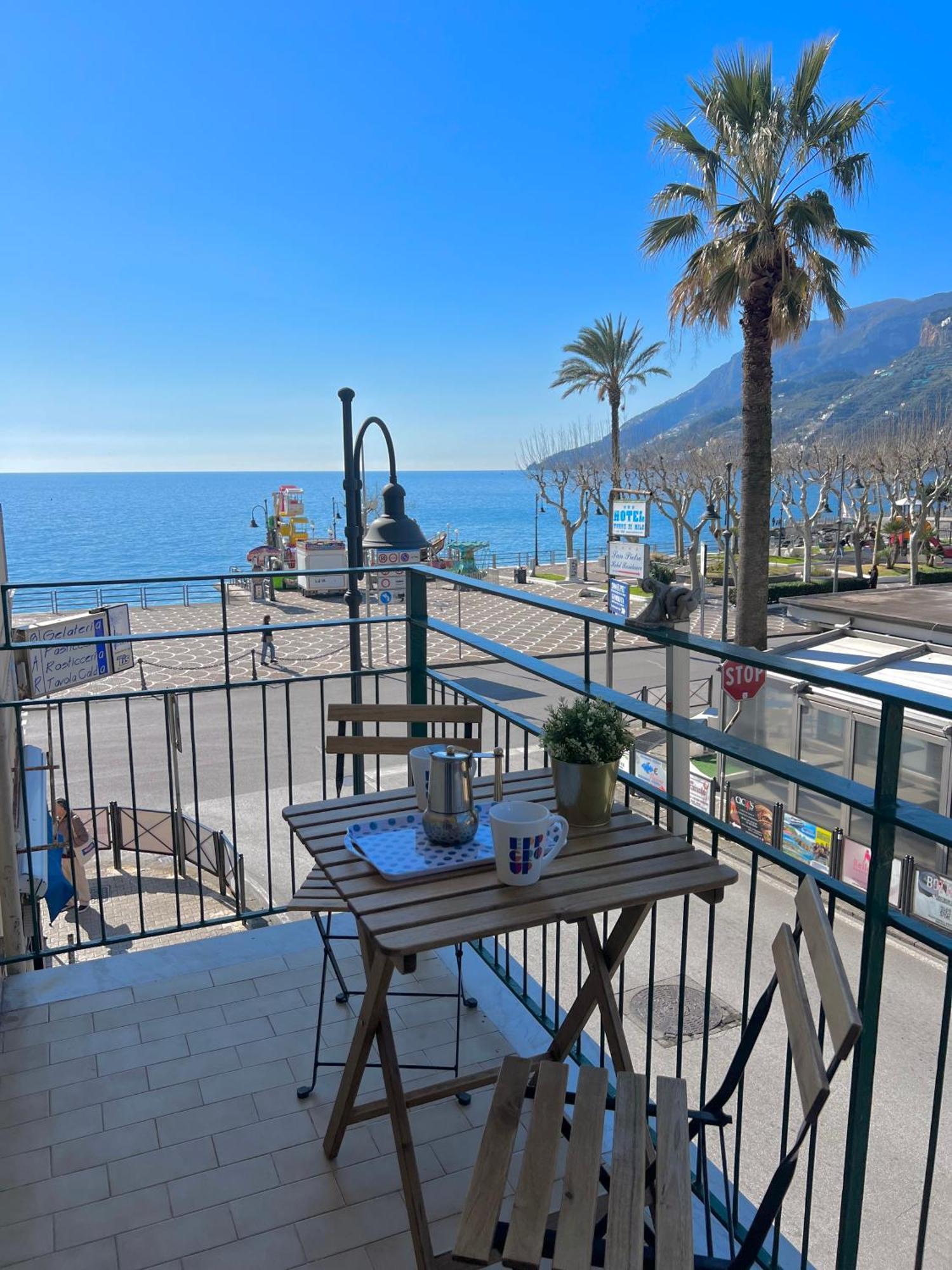 마이오리 La Casa Lungo Il Mare 아파트 외부 사진